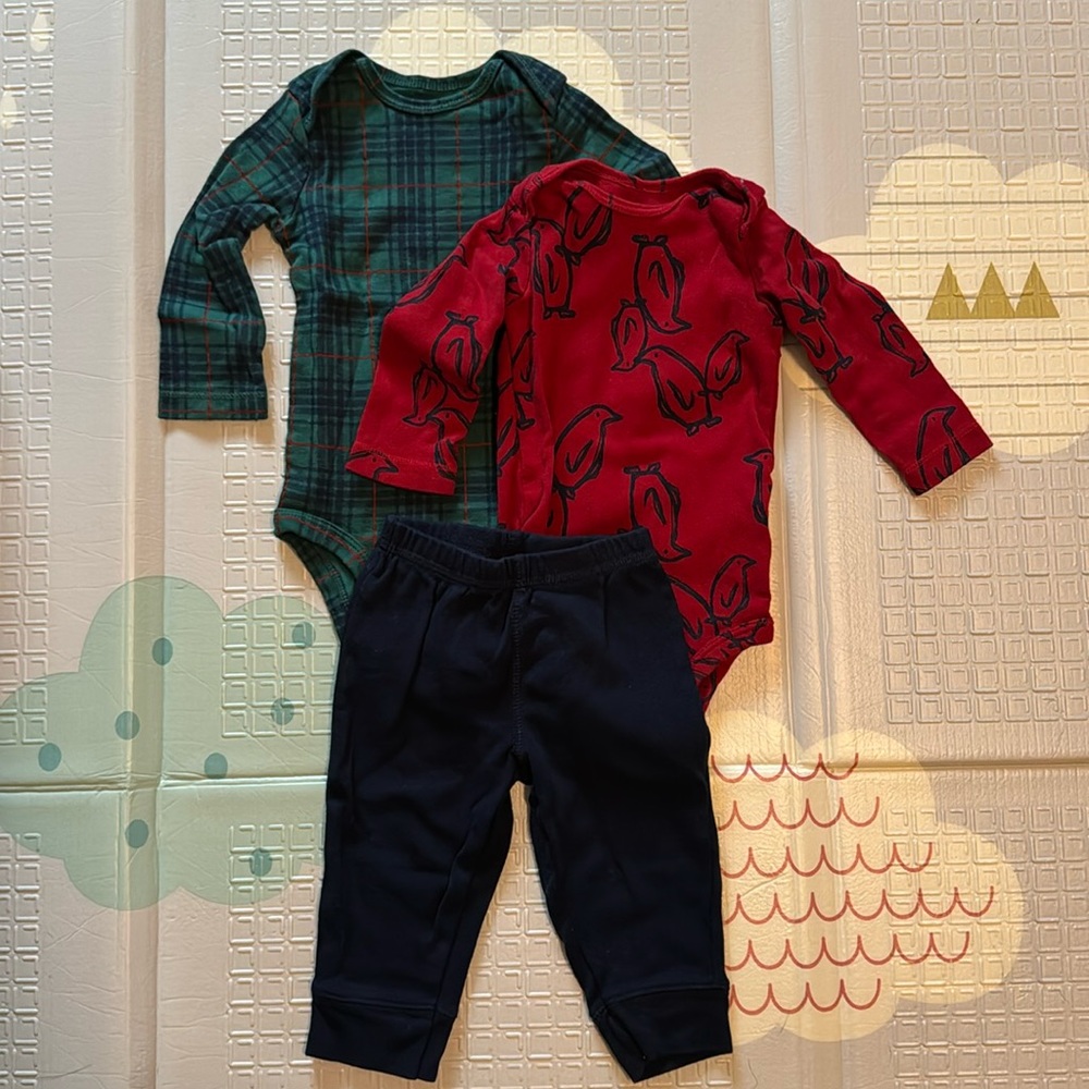 Carter’s 3-piece outfit set